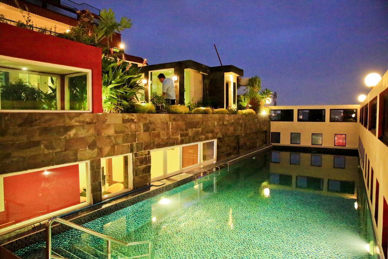 Kyo Serviced Apartment Jakarta Cilandak  Exterior photo