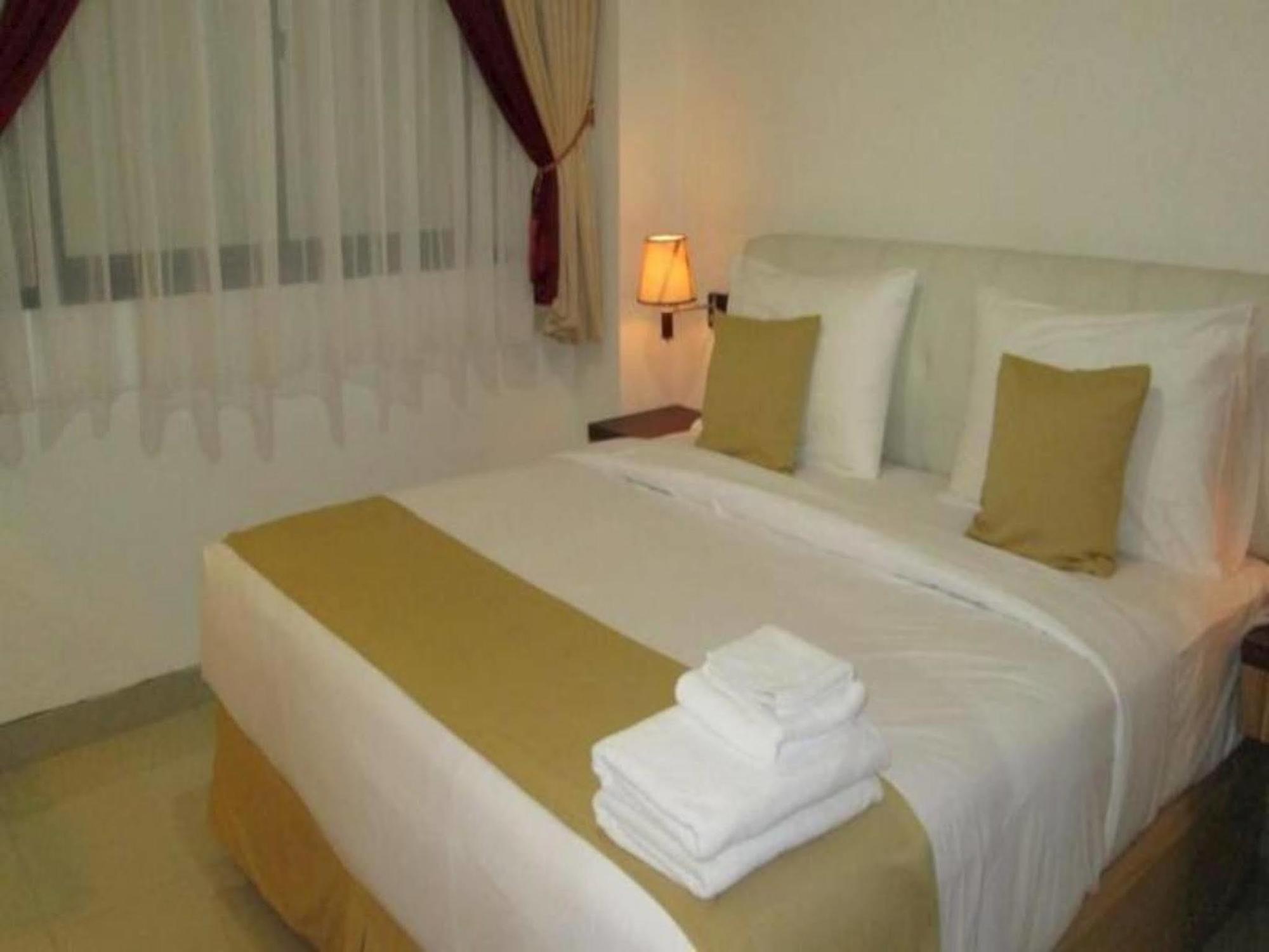 Kyo Serviced Apartment Jakarta Cilandak  Exterior photo
