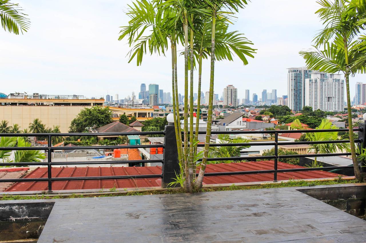 Kyo Serviced Apartment Jakarta Cilandak  Exterior photo