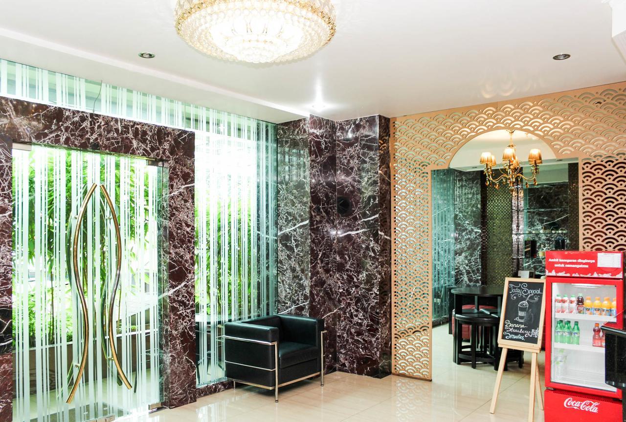 Kyo Serviced Apartment Jakarta Cilandak  Exterior photo