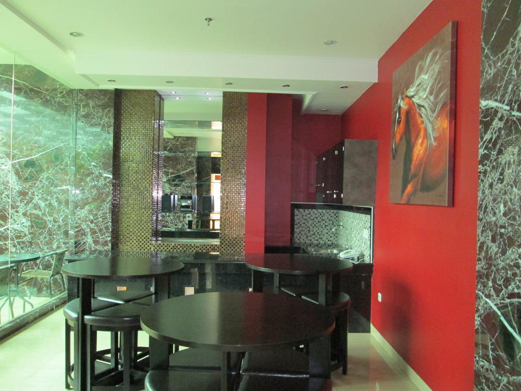 Kyo Serviced Apartment Jakarta Cilandak  Exterior photo